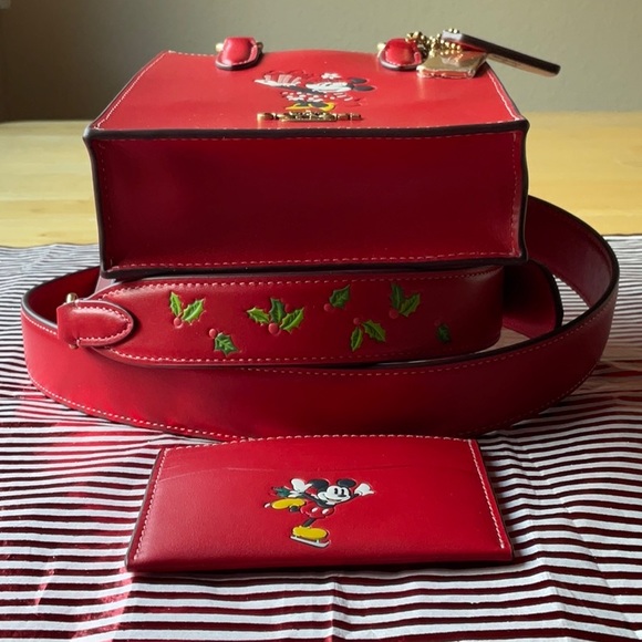 🎁 DISNEY X COACH NORTH SOUTH MINI TOTE WITH MINNIE MOUSE